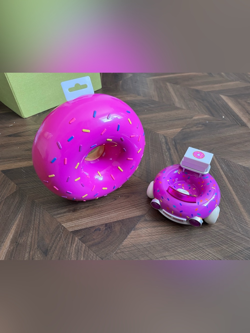 Lanky Box Donut Container & Car